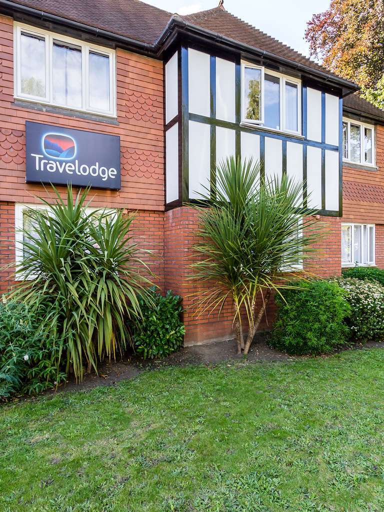 Travelodge Walton On Thames ภายนอก รูปภาพ
